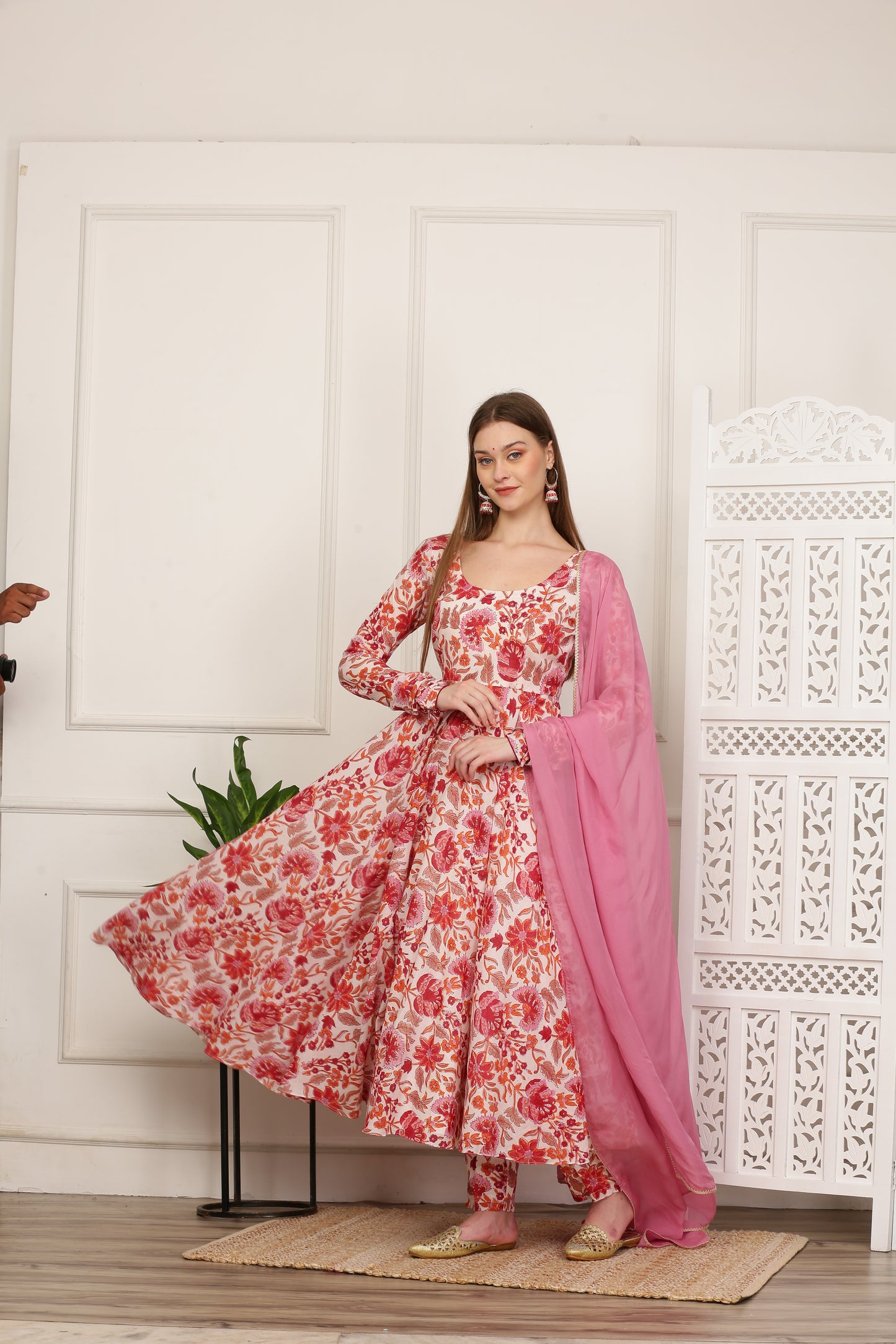 Aisha White Handblock Anarkali Set