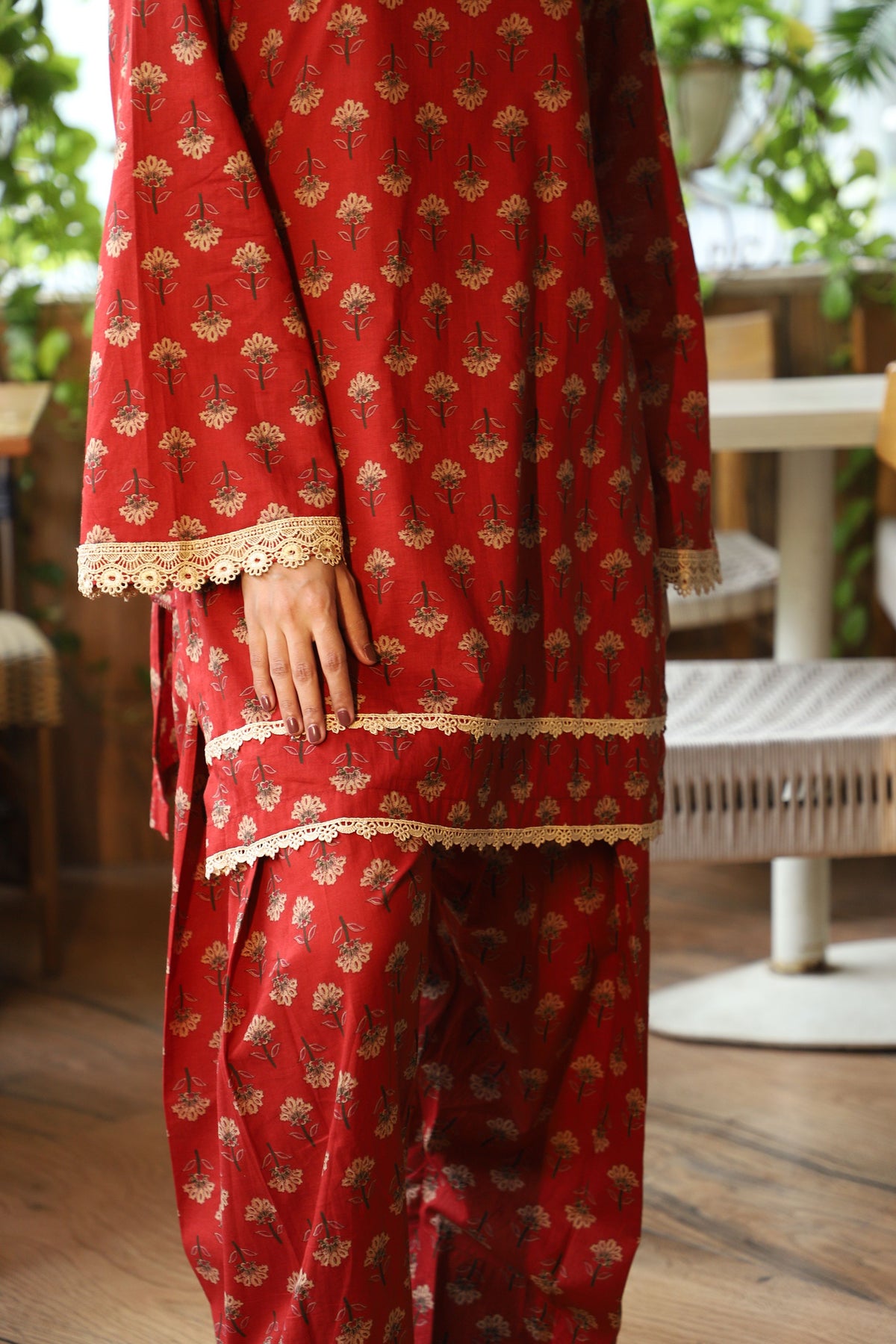 Zoya Red Handblock Farshi Set